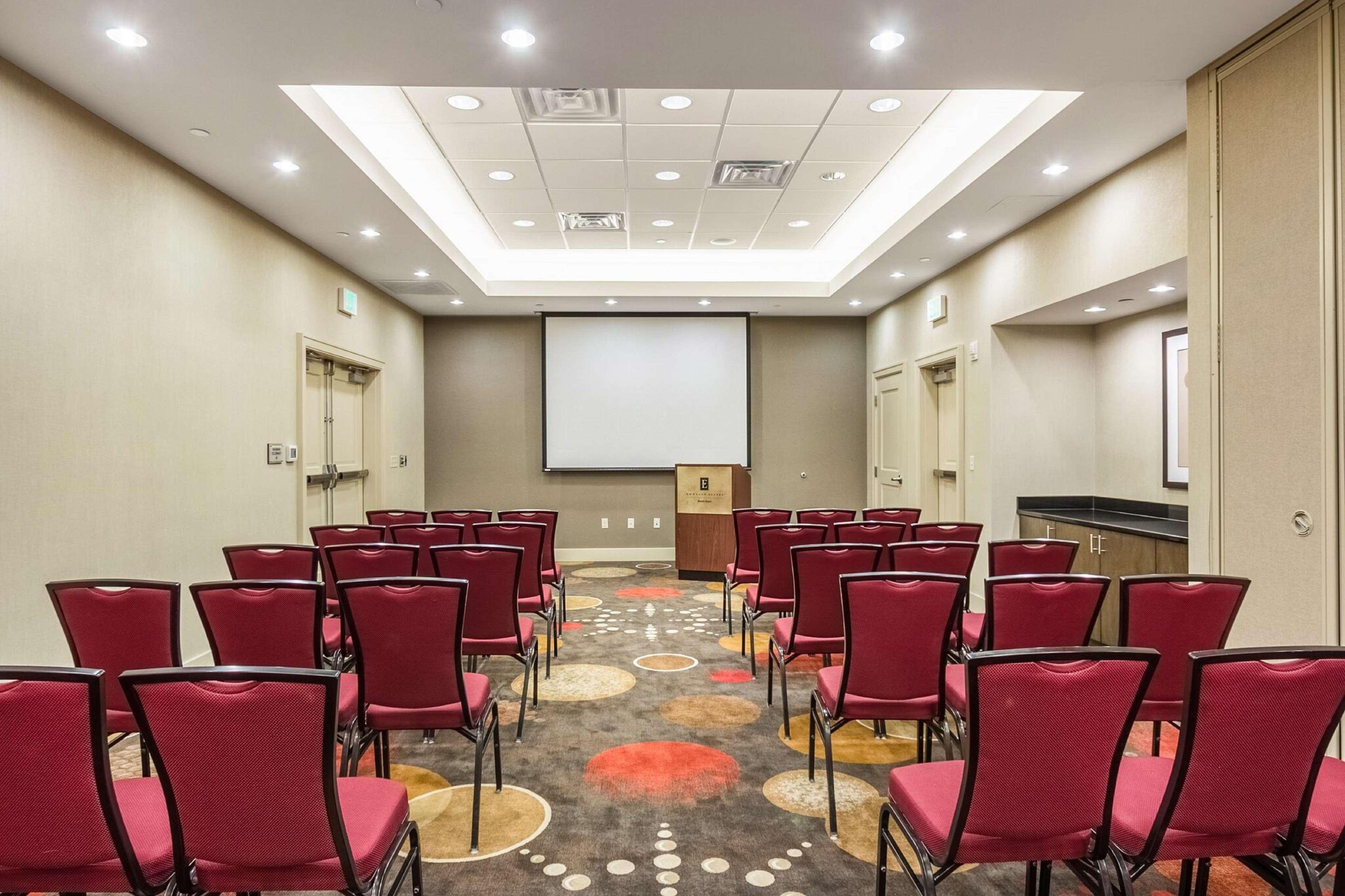 Embassy Suites By Hilton Newark Airport Elizabeth Dış mekan fotoğraf