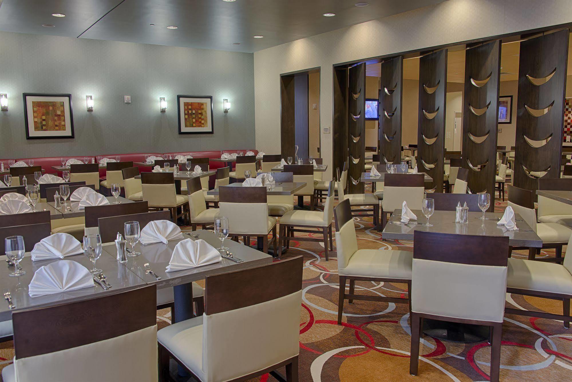 Embassy Suites By Hilton Newark Airport Elizabeth Dış mekan fotoğraf